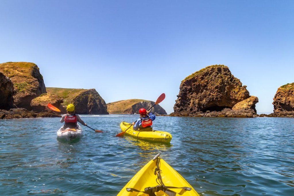 What Can I Do in Ventura if I’m Having a Bachelor-Bachelorette Party? kayak channel islands
